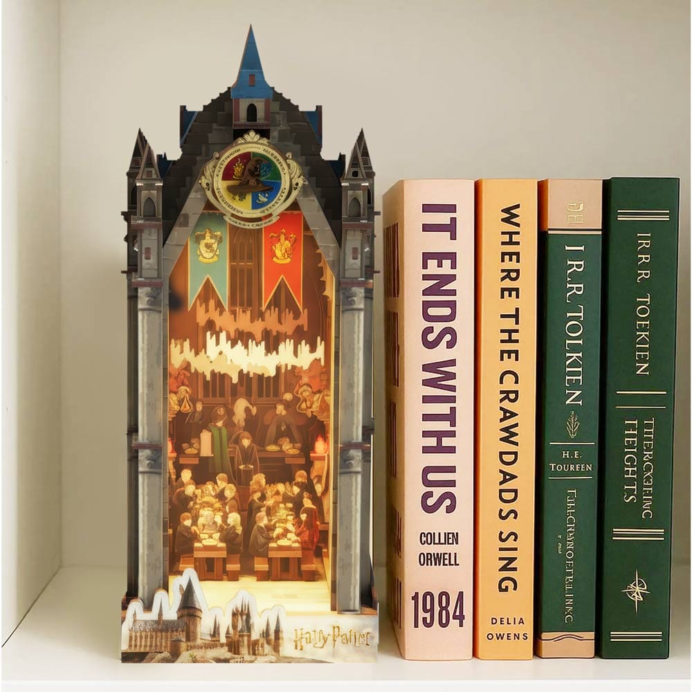 Book Nook Kits 534 Pieces | 19.3×10.9×26.9cm (7.6" x 4.3" x 10.6") The Great Hall - DIY Book Nook Kit
